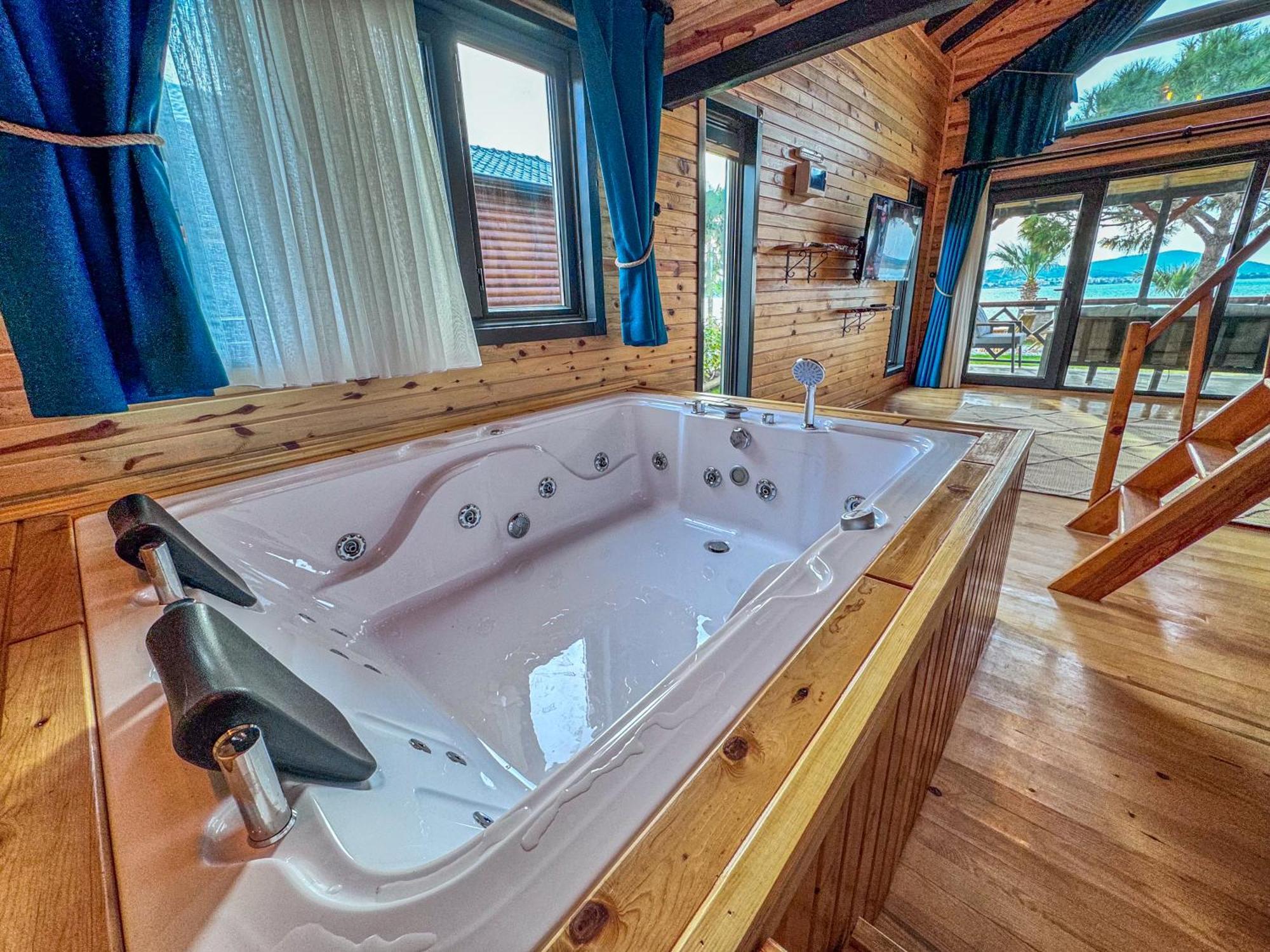 Tringo Bungalov Ayvalik Exterior photo
